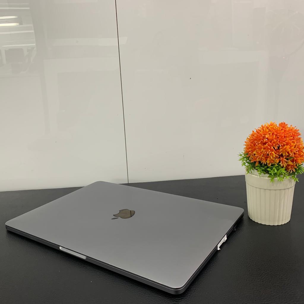 PROMO MacBook Pro 13 inch 2016 Touchbar Core i5 2.9GHz Ram 8 GB Ssd 256 GB SECOND