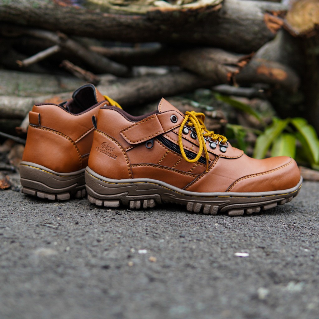 DISKON 50% !! SEPATU GUNUNG PRIA MORISEY PENDEK LOW BOOTS HIKING TACTICAL TRACKING MURAH