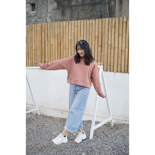 ZANO BASICS Sweater Crop Wisly-1