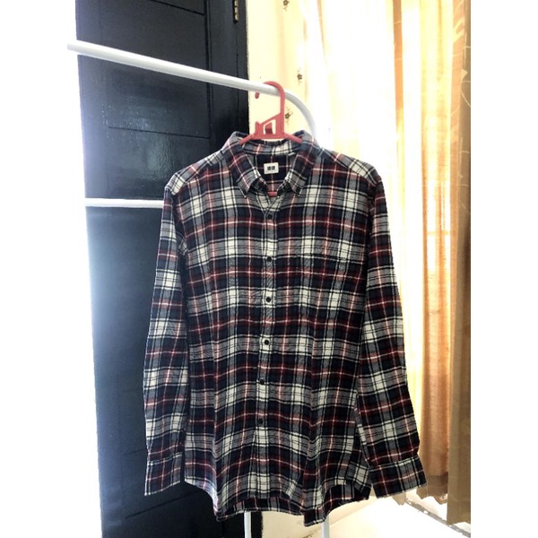 Kemeja Flanel Laki-laki Pria Dewasa Cowok Uniqlo Preloved Size L