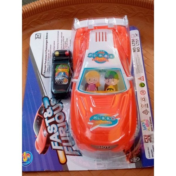 mainan anak2 mobilan pake remot