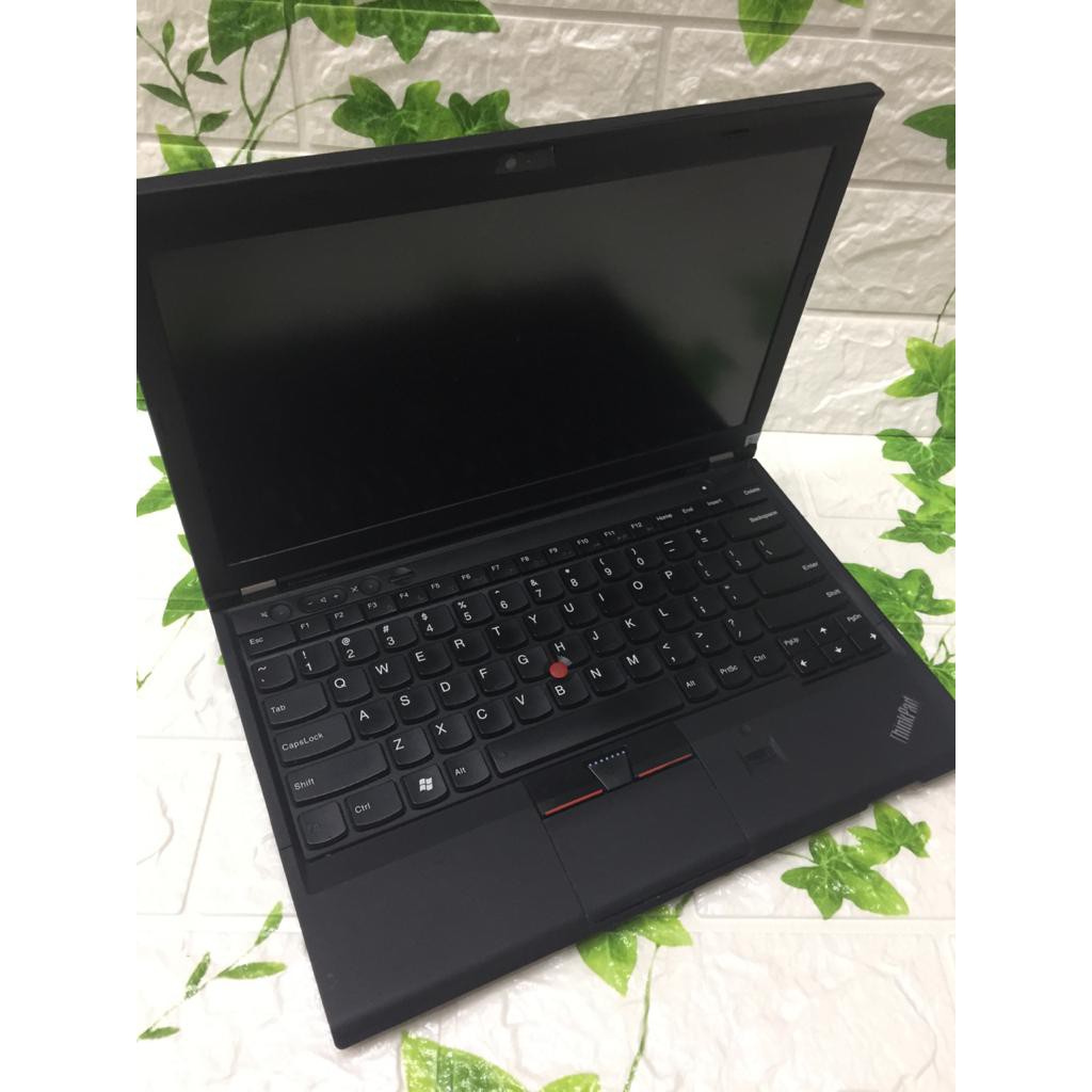 LAPTOP LENOVO THINKPAD X230 INTEL CORE i7-3RD GEN 4GB RAM - 320GB HDD SALE!!