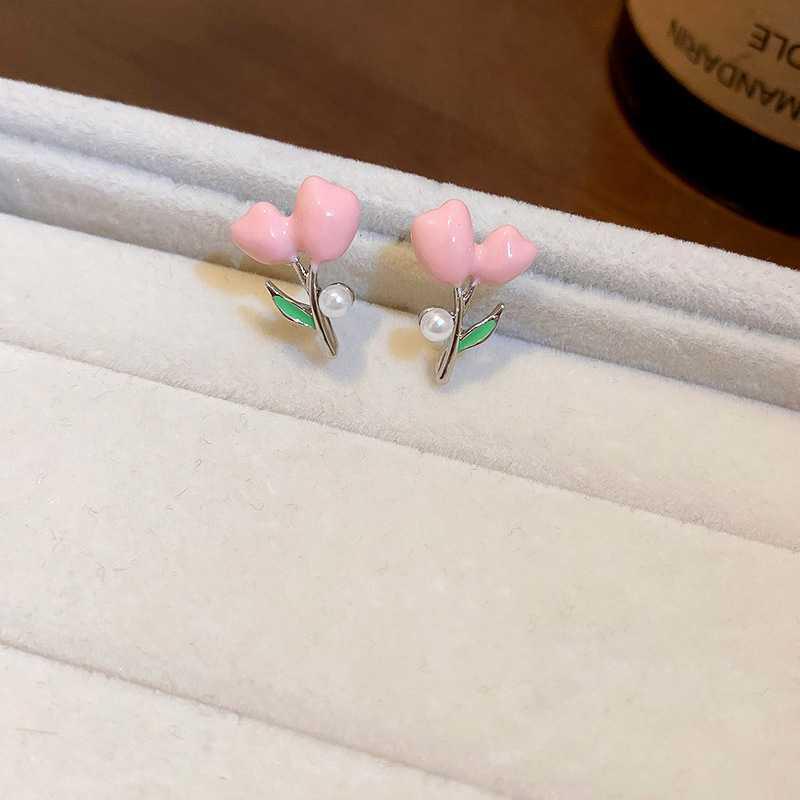 Anting Tusuk Motif Bunga Tulip Hias Mutiara Imitasi Simple Ala Jepang / Korea Untuk Wanita