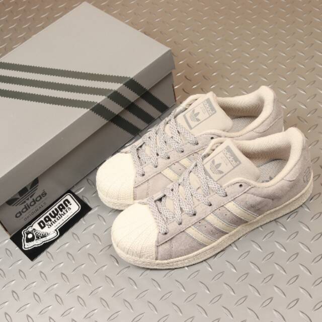 adidas superstar champs