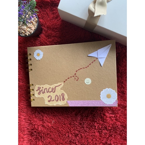 

SCRAPBOOK DIY