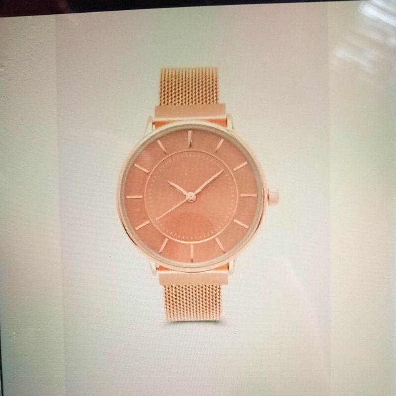 Jam tangan unik