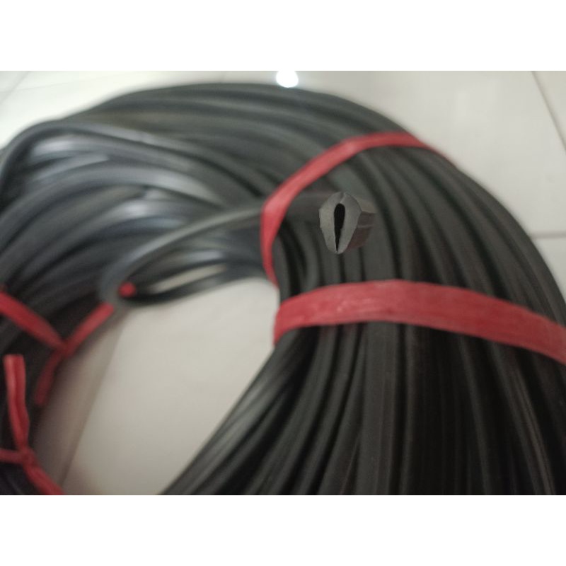 Lis U Helm 3 mm Garis