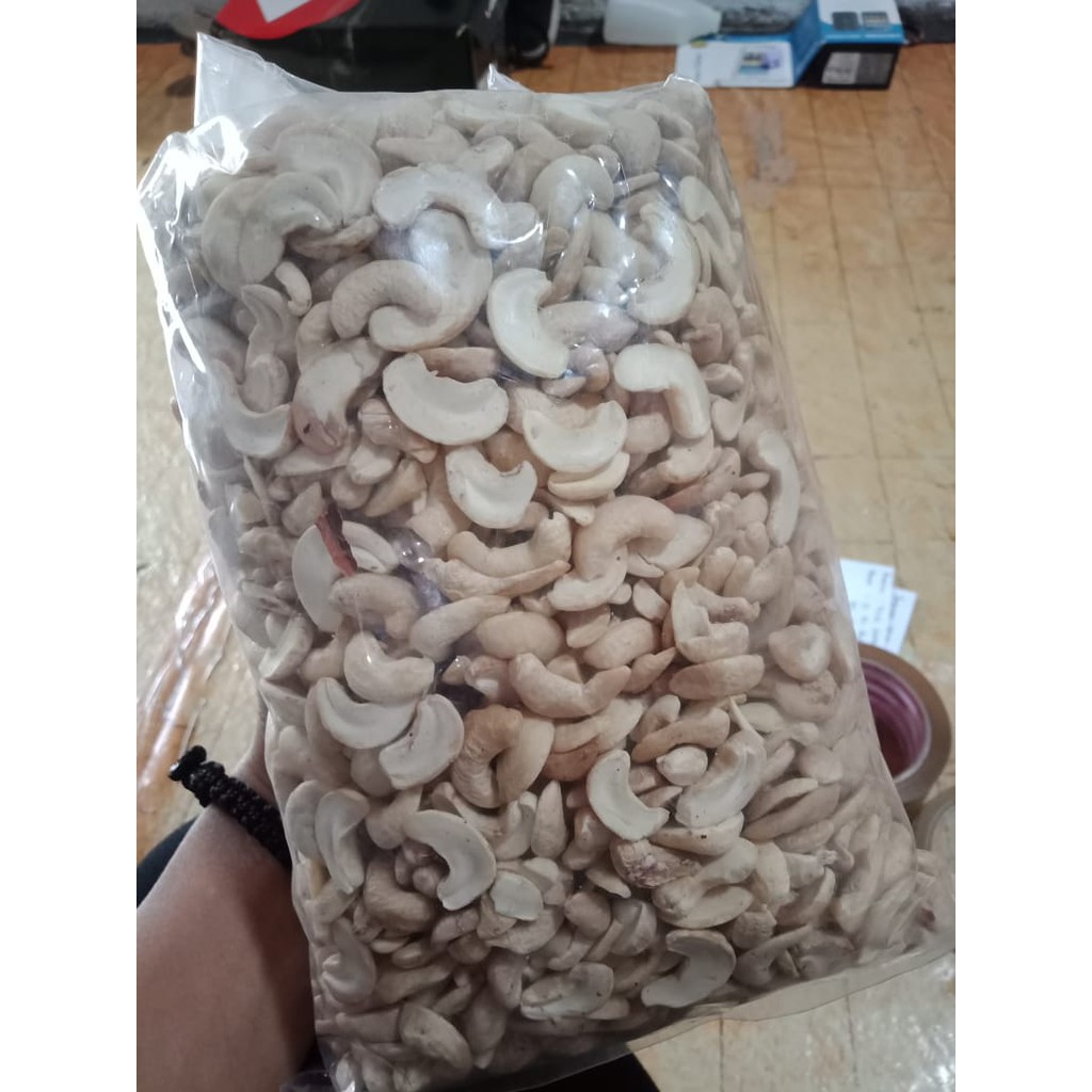 

Kacang Mete Belah Mentah Asli WONOGIRI terlaris