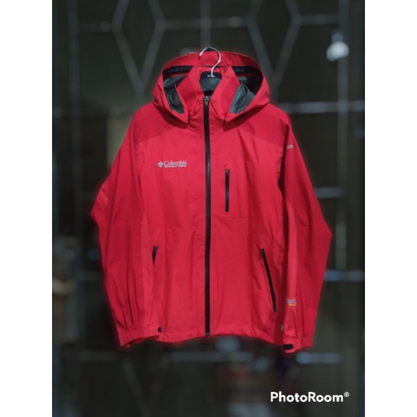 Columbia Titanium Goretex