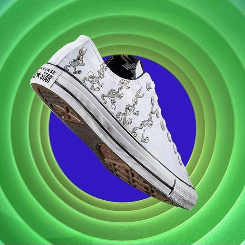 bugs bunny chuck taylor