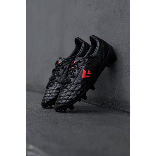 Sepatu Bola Sevspo NL Garuda Fg Black-Hitam/Orange