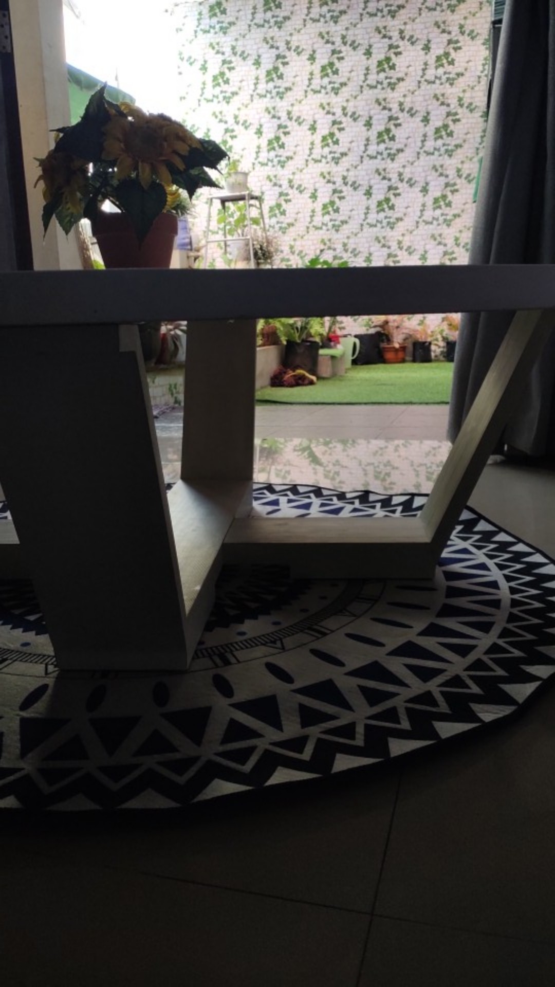 Meja Lesehan Unik - Brown Mocha Bundar