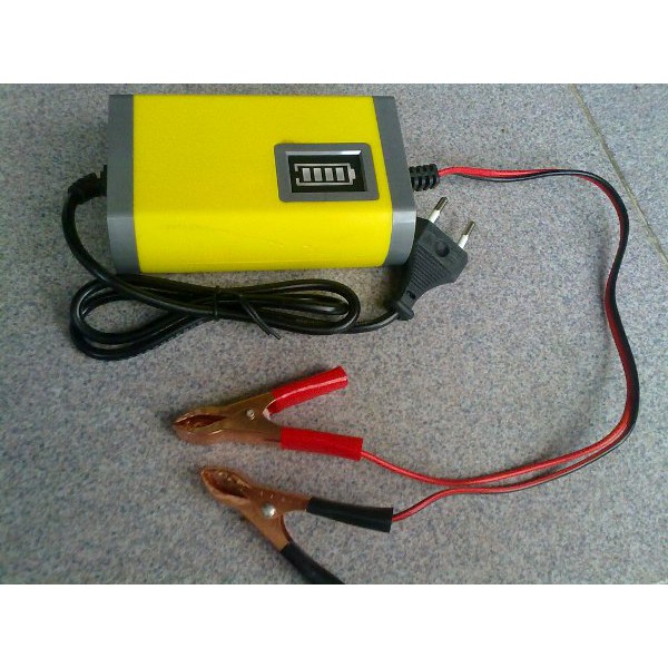 Charger Aki Otomatis 12V Aki Kering MF Basah 12V 1~ 17Ah