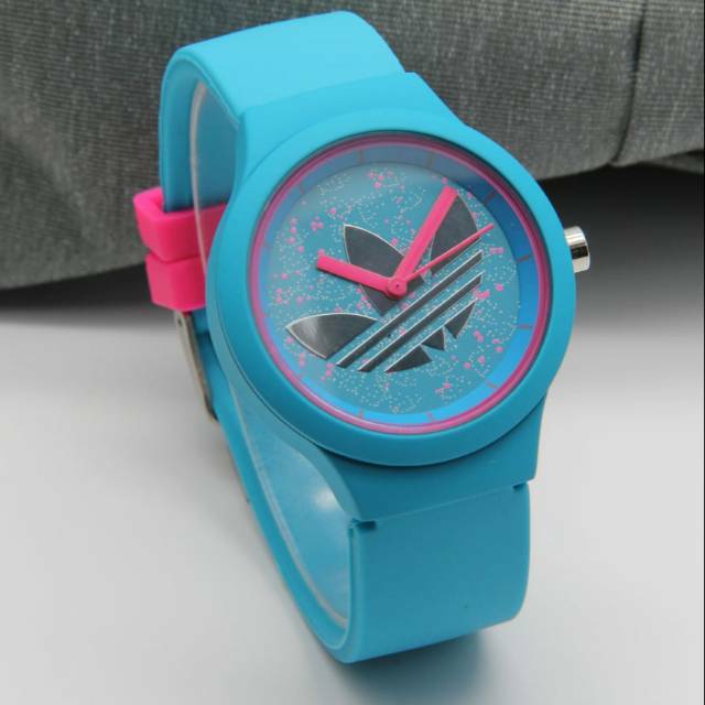 Jam Tangan  ADIDAS RUBBER Diameter 4 cm/ Jam Tangan Wanita Fashion