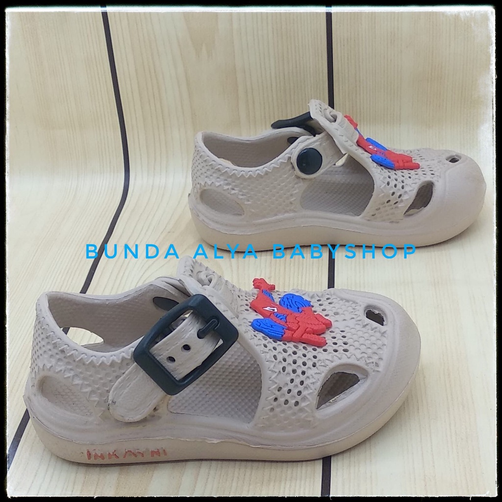 Sendal Anak Laki Laki Usia 6 - 12 Bulan Motif Kartun KREM Lucu Alas Karet Anti Licin - Sepatu Sandal Anak Cowok Karet Anti Licin