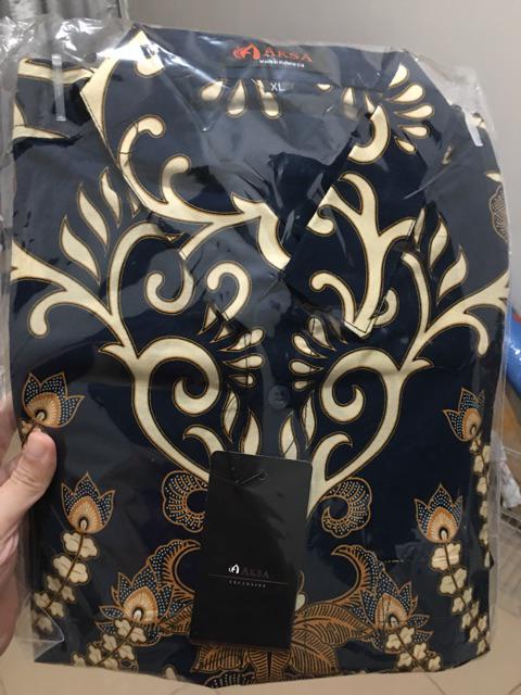 Aksa Aditya Anastasya Hem Pendek