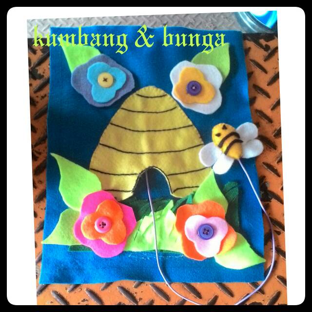 

Busy book flanel KUMBANG & Bunga