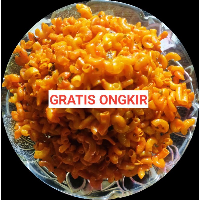 

Makaroni Bantet Pedas/Cemilan 1kg dengan bumbu berlimpah ekstra kencur dan daun jeruk