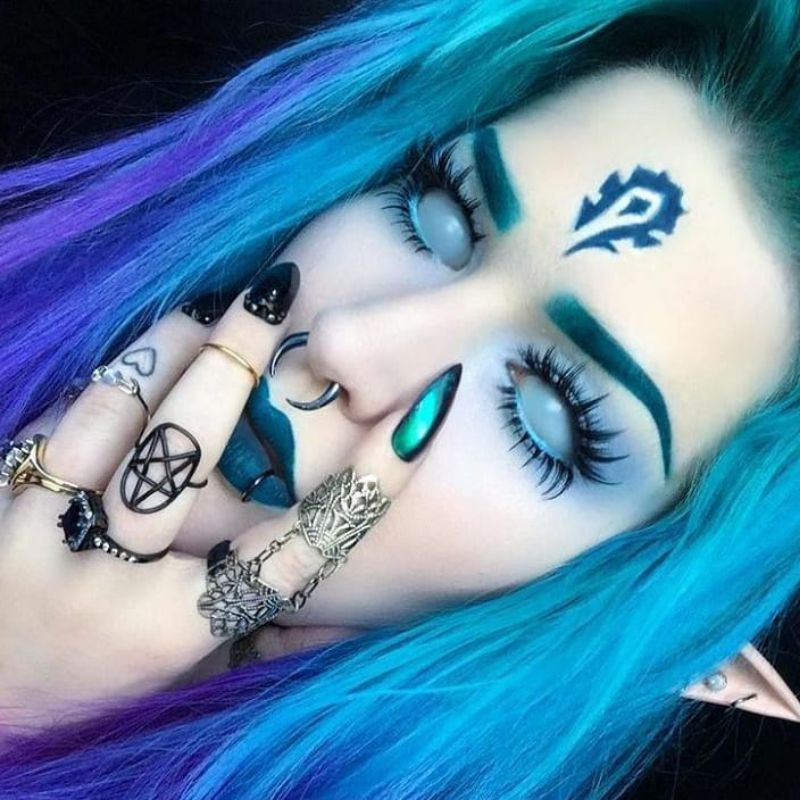 Freshlady: White Blend Sclera Lens