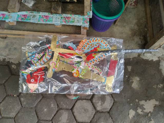 KERAJINAN WAYANG KULIT BUTO BULIS ROWO ATAU BURISRAWA BESAR 40x30 cm UNTUK DALANG DEWASA