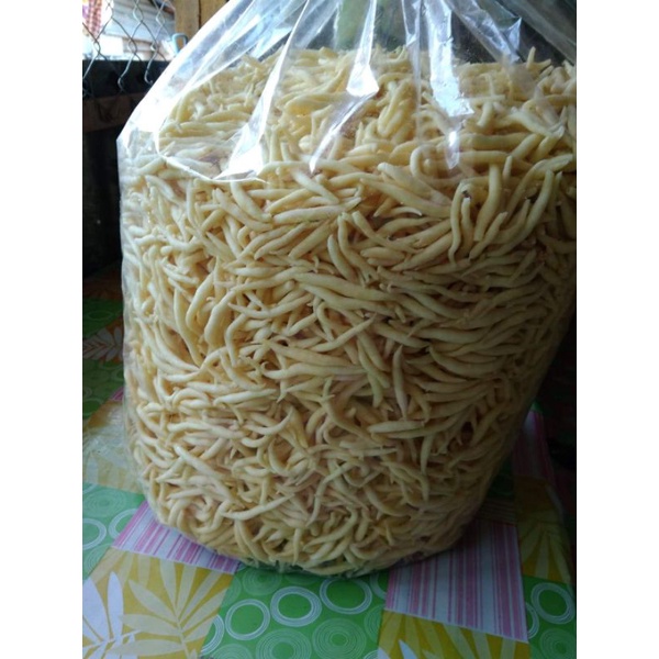 

stik keju atau cemilan
