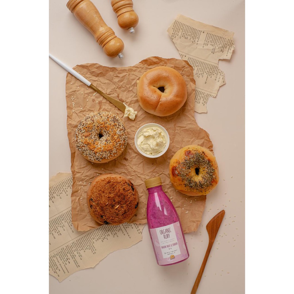 

SOHO Combo Package ( 4 Mix Bagels, 100g Cream Cheese and Fresh Juice )『 Dbagels Bagel & Muffin 』