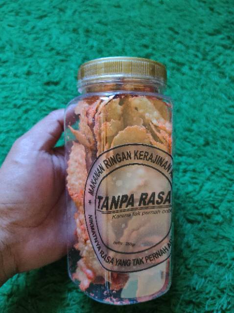 

KERIPIK BAWANG PADUAN KETELA POHON. CAMILAN SEHAT GA BIKIN GEMUK