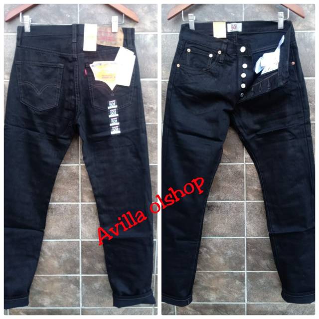 Celana panjang Levi's