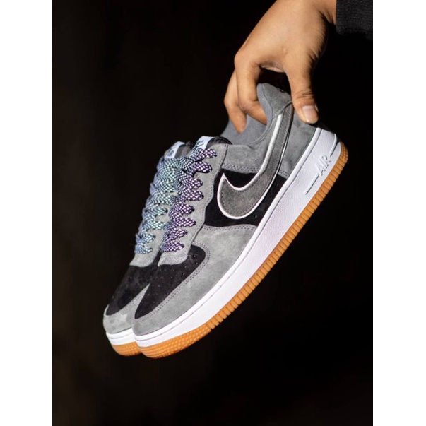 Nike Air Force 1 07 Suede Grey Black Gum