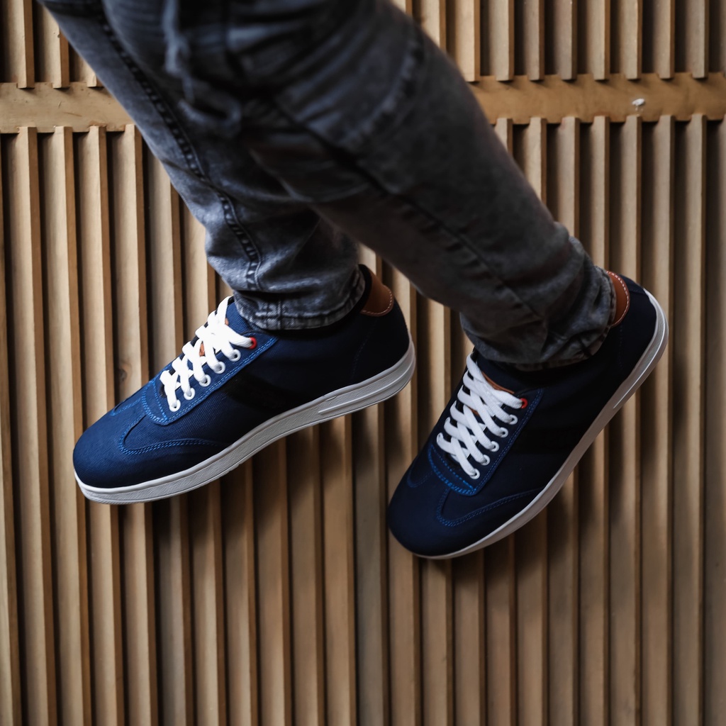 Ian Navy | Sepatu Sneakers Pria Casual Polos Original Putih Cowok Ori Footwear | FORIND x ARF