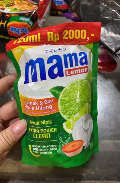 mama lemon hitam  charcoal / lime 120ml 2000