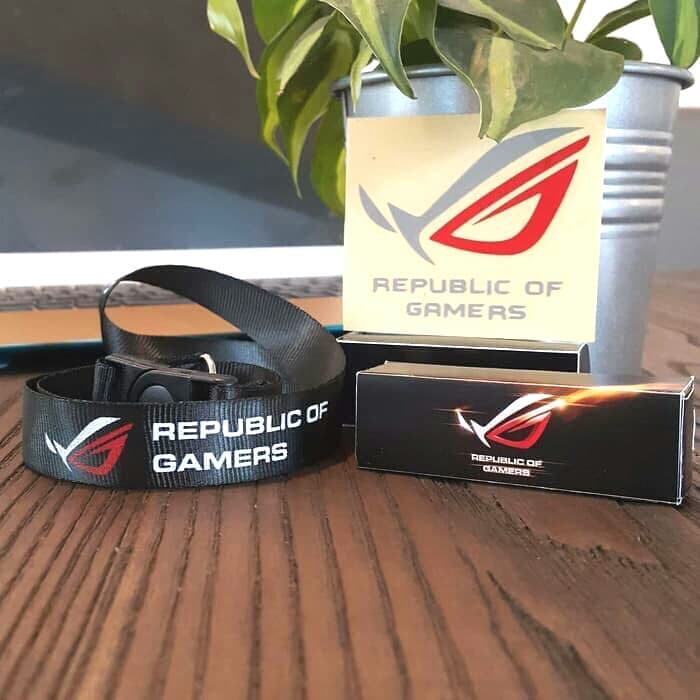 

Tali Gantungan ID Card Lanyard ASUS Republic Of Gamers ROG FREE STICKER