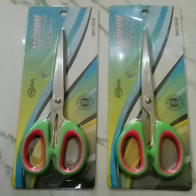 

Gunting m2000 tanggung gagang karet