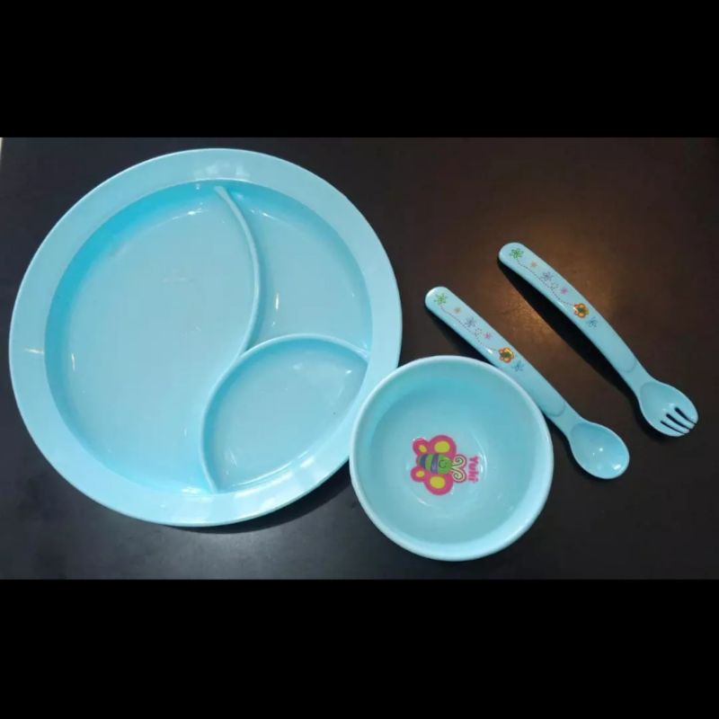 YUKI FEEDING SET 4IN1 KTG