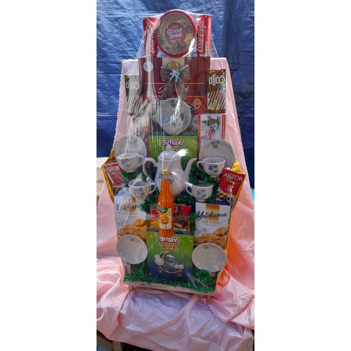

PARSEL LEBARAN - PARCEL TEA SET - PARCEL MAKANAN IDUL FITRI NATAL