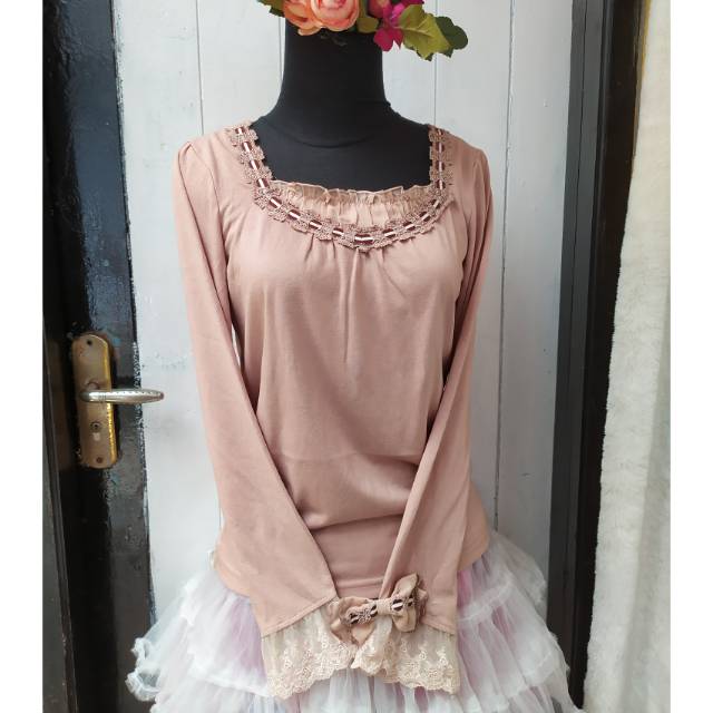 Axes femme pita tobelli