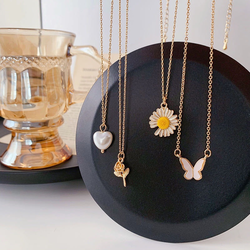 Summer vacation wind small fresh daisy flower pendant clavicle chain 20210910