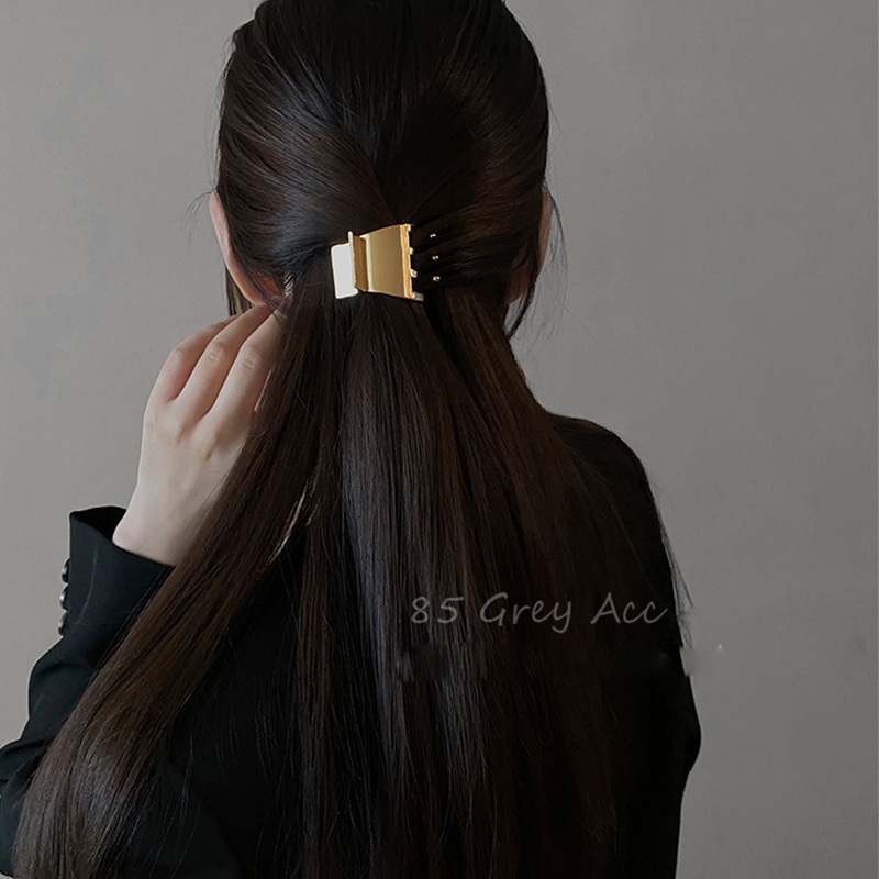 Jepit Rambut Simple Bahan Metal Warna Emas / Silver Untuk Wanita