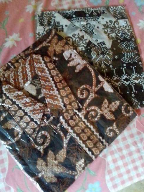 [siap Kirim] Kemeja Batik Aneka Motif Hem Kondangan Pria Lengan Pendek Casual