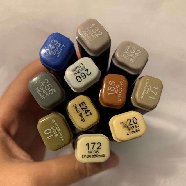 

Preloved Fine Colour Brush