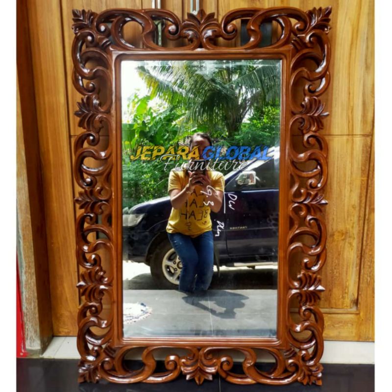 Figura cermin Ukir Persegi Jati long ( figura jati murah,kaca cermin jati,kaca dinding )