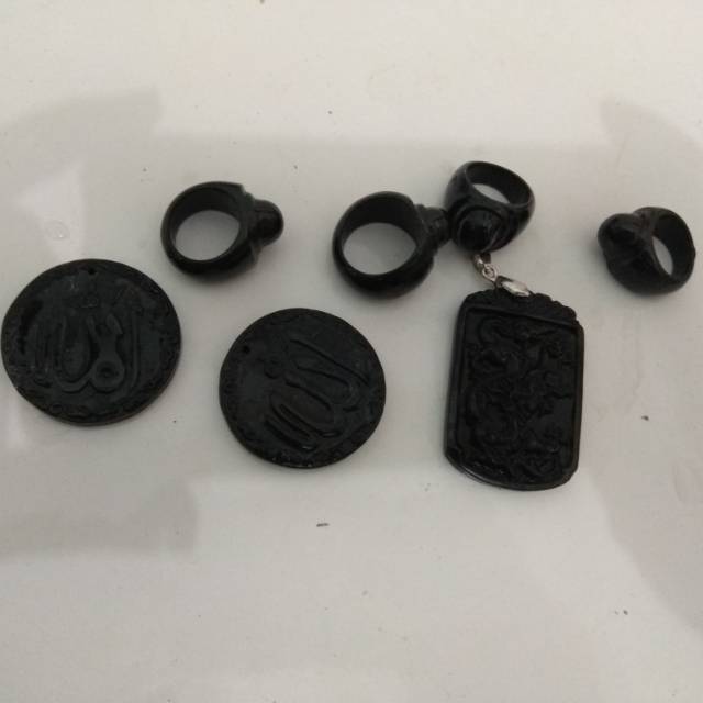 Natural batu giok hitam aceh