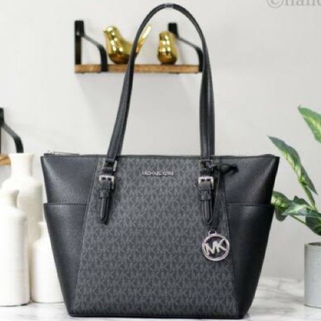 michael kors mk charlotte black signature