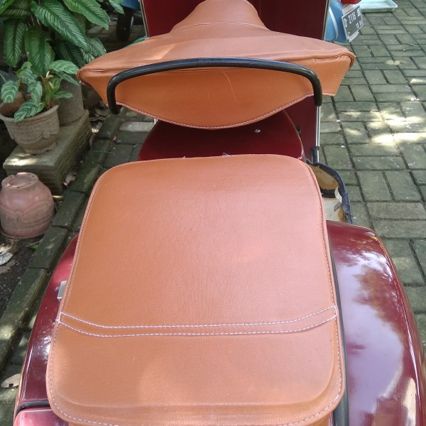 Cover Jok Depan + Jok Belakang Pisah / Double Vespa Aquila - Cokelat