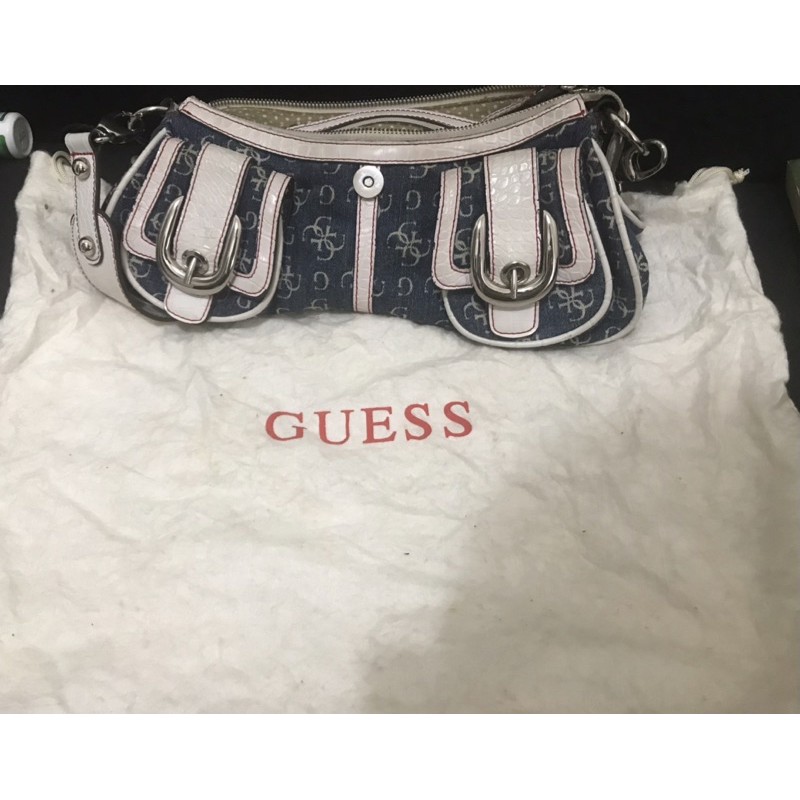 Preloved-tas second branded original shoulder bag Guess