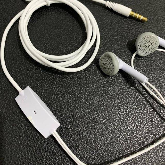 Handsfree Headset Samsung J1 Ace made Vietnam Earphone