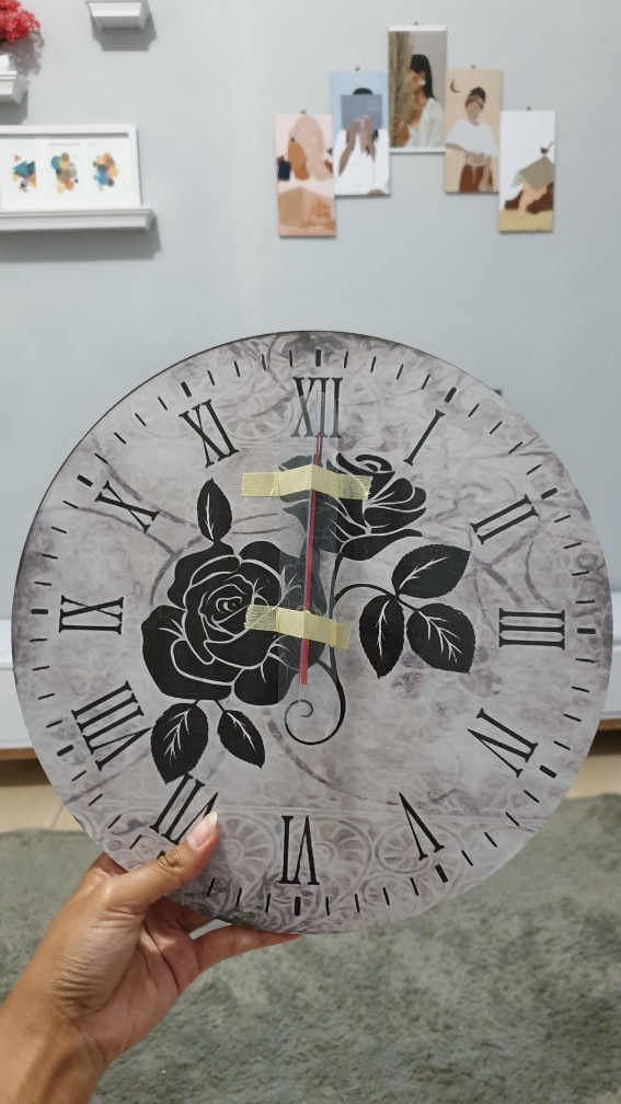 046 Jam Dinding Unik Motif Bunga Mawar Hitam