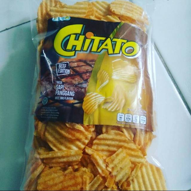 

Chitato sapi panggang 250gram & Lays 250 gram