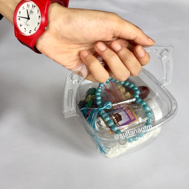 Paket souvenir oleh oleh haji umroh lengkap