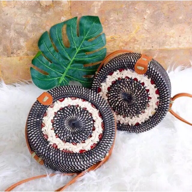Tas Selempang  Rotan Gendis SALE Hitam 20cm